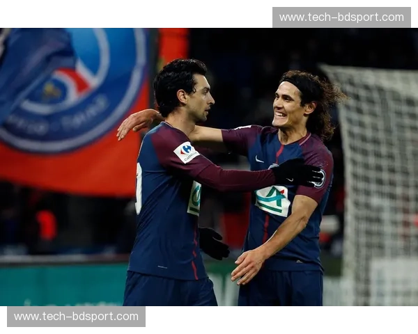 绿茵场上的华尔兹与铁血长城的碰撞：巴黎圣日耳曼vs甘冈的浪漫史诗